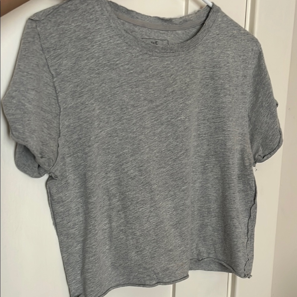 Tee Shirt Bundle in Green, Gray, and Tan - Picture 4 of 5